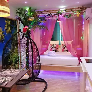 Wonder Paradisio Apartment